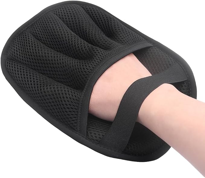 1 PCS Pet Hair Removal Glove for Dogs and Cats Reusable Newly Upgraded Five-Finger Electrostatic Pet Cat Dog Hair Remover Non-Slip Dog Hair Remover Tool for Couch, Clothing, Car Seat,Carpet